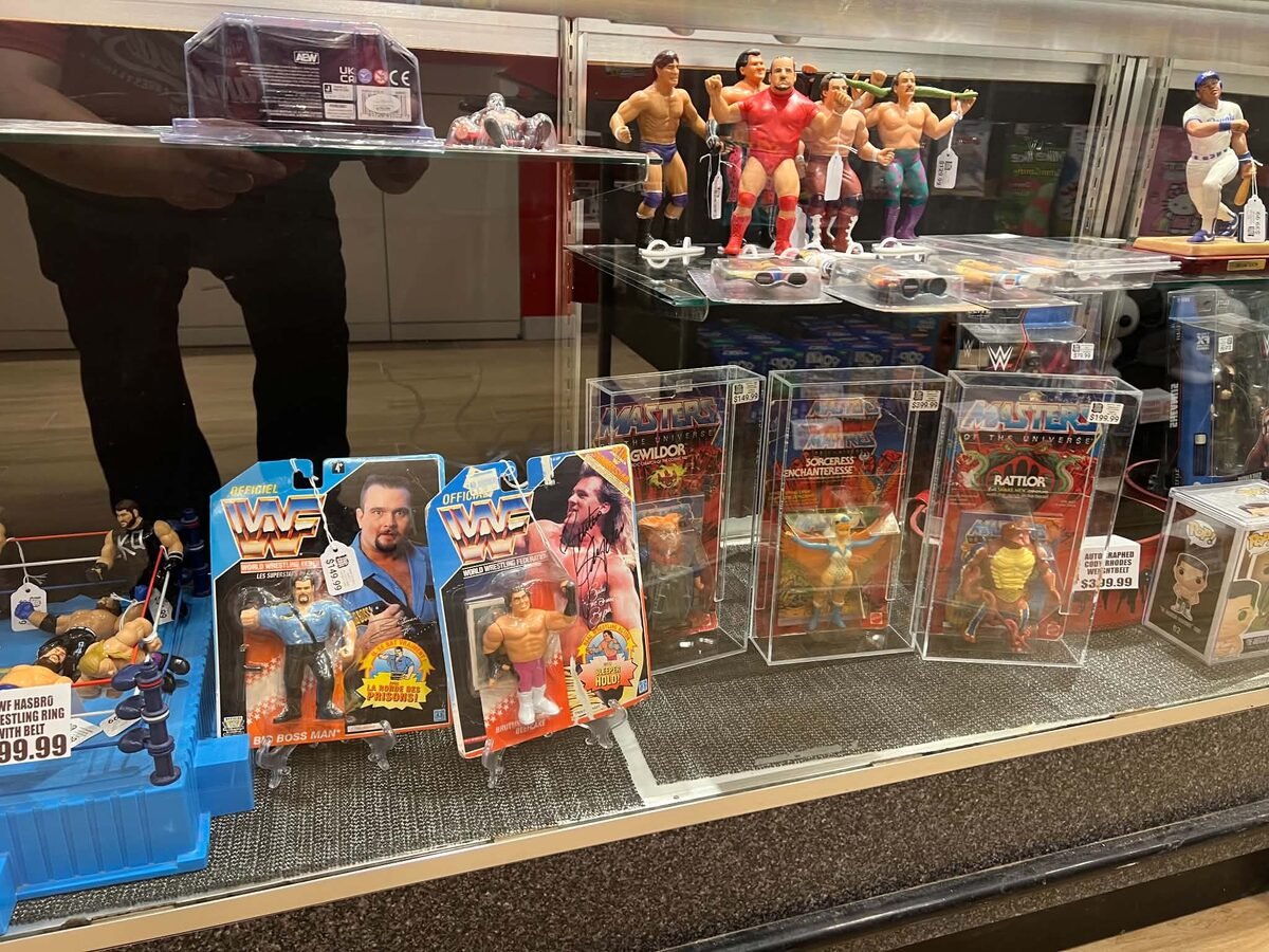 Vintage wrestling figures